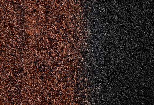 Normal vs Dark Earth soils